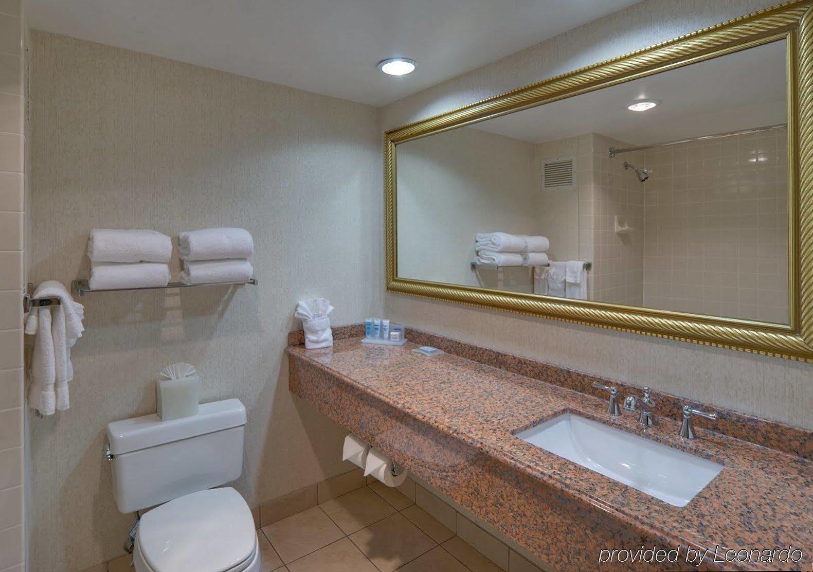Hotel Indigo Harrisburg - Hershey By Ihg Экстерьер фото